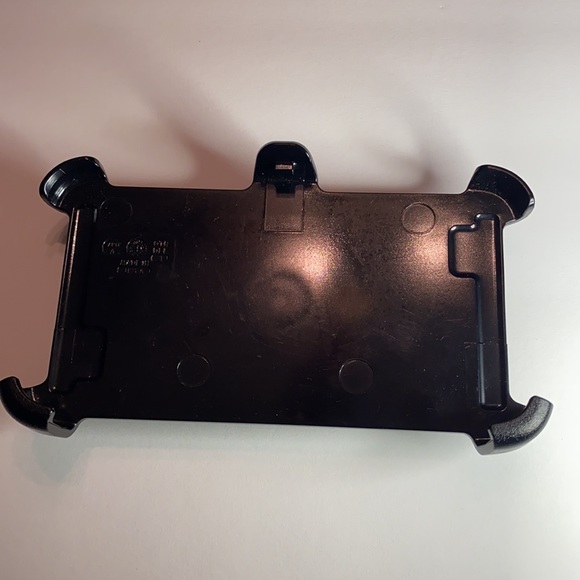 OUTTER BOX- O T R - Defender 3 - Picture 3 of 3